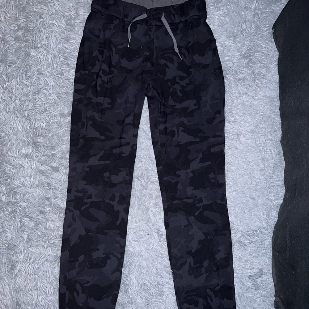 💫Lululemon Women Stretch High Rise Pant 7/8 Length💫
